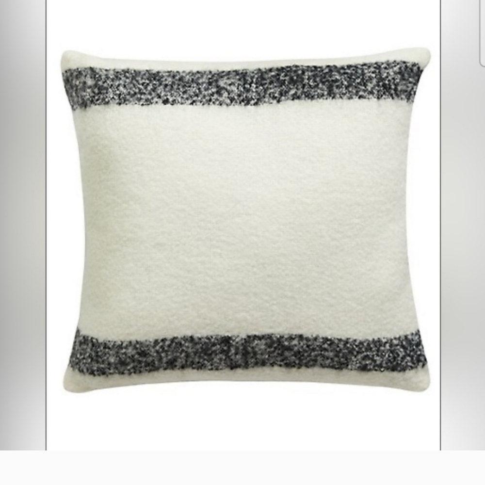 HBC Stripes Hudson’s Bay all season wool blend cushion